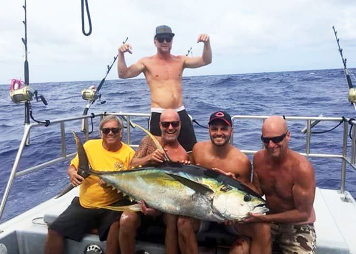 Fishing yellow fin tuna